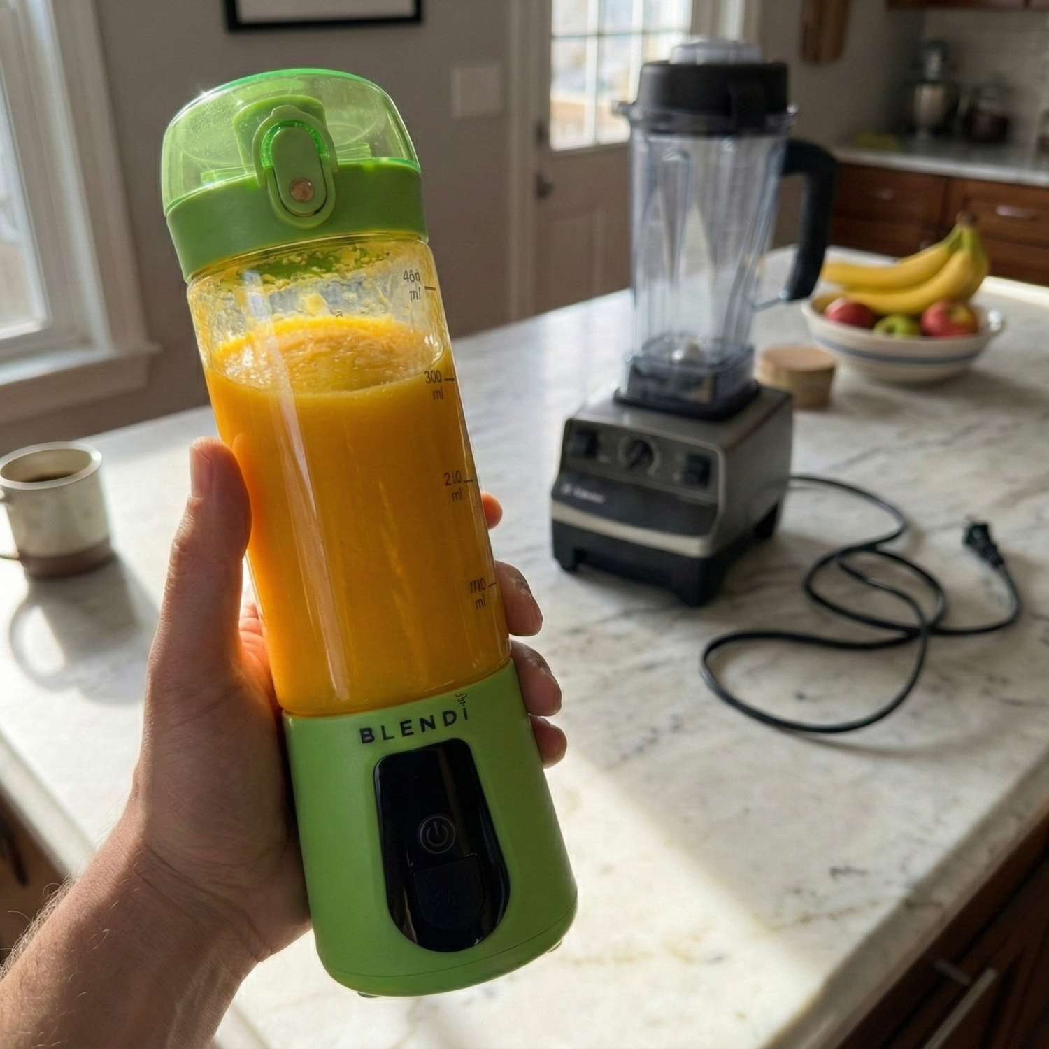 What is the Difference Between a Portable Blender and a Personal Blender?