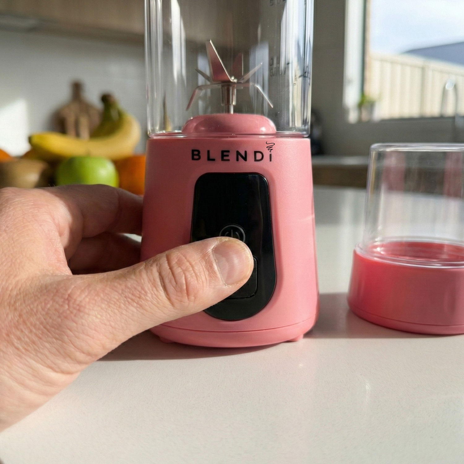 Which Personal Blender Brands Offer Easy One-Touch Operation?